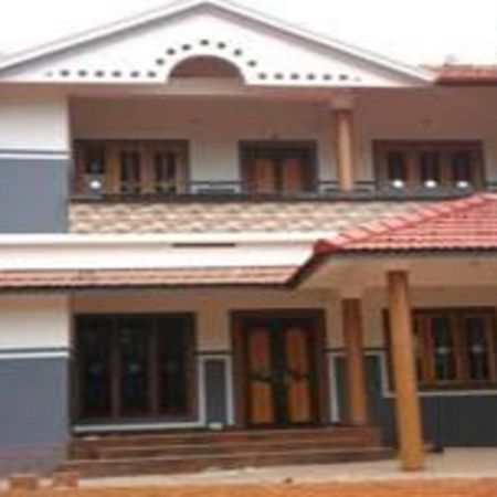 Wayanad Homestay Mananthavady Bagian luar foto